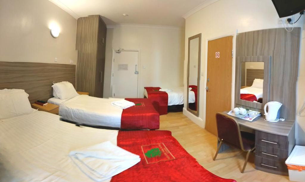 Holland Park Grove Otel Londra Oda fotoğraf